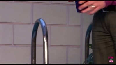 He had to get his warm cum all over her delicate feet